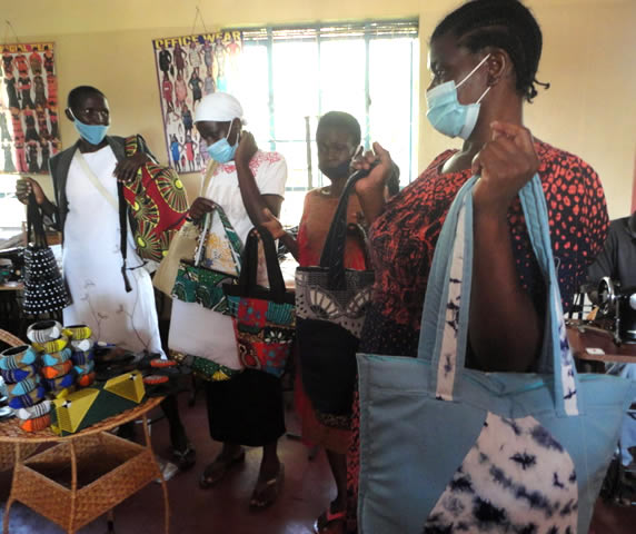 03-devlink-home-slide-wide